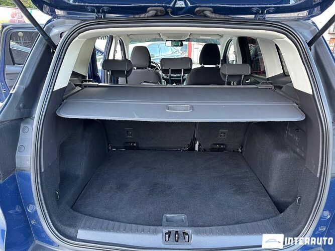 Ford Kuga 46 interauto-car