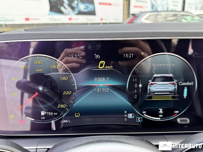 Mercedes GLE 300d 42 interauto-car