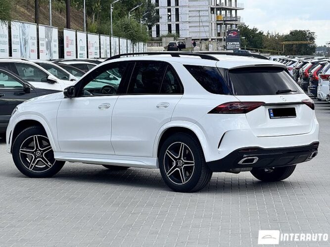 Mercedes GLE 300d 38 interauto-car