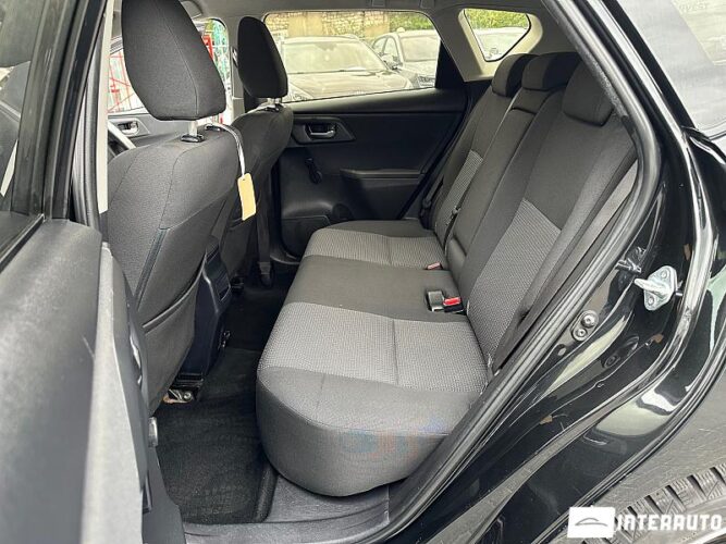 Toyota Auris 43 interauto-car