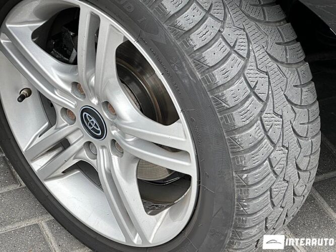 Toyota Auris 45 interauto-car