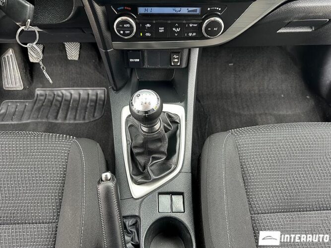 Toyota Auris 40 interauto-car