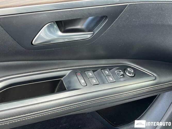 Peugeot 5008 39 interauto-car