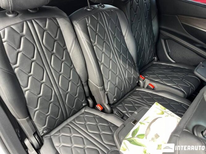 Peugeot 5008 53 interauto-car