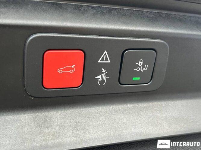 Peugeot 5008 55 interauto-car