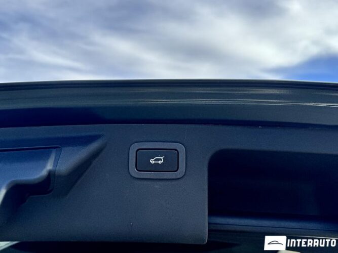 Land Rover Discovery Sport 63 interauto-car