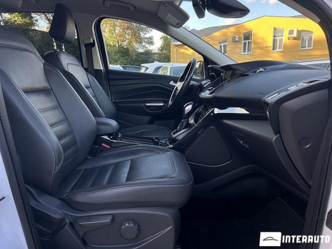 Ford Kuga 36 interauto-car