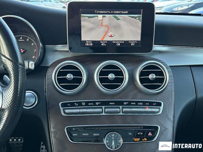 Mercedes C 180 39 interauto-car