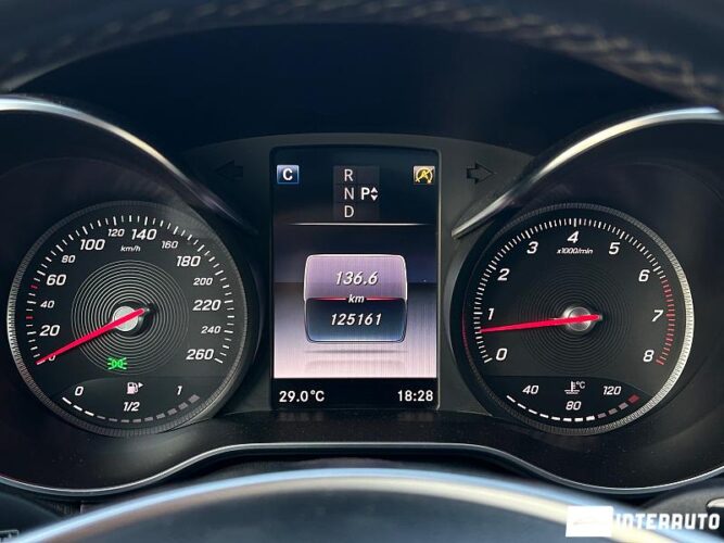 Mercedes C 180 38 interauto-car