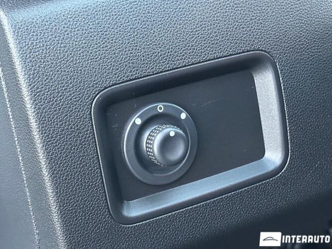 Dacia Duster 46 interauto-car