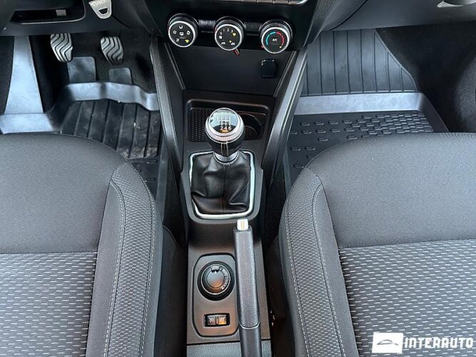 Dacia Duster 44 interauto-car