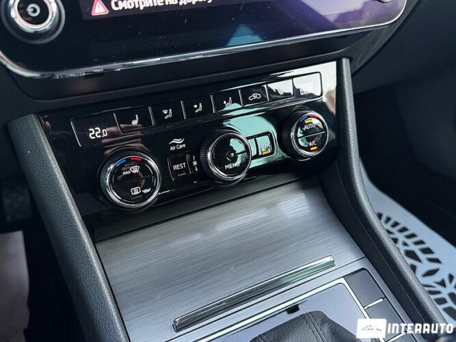 Skoda Superb 39 interauto-car