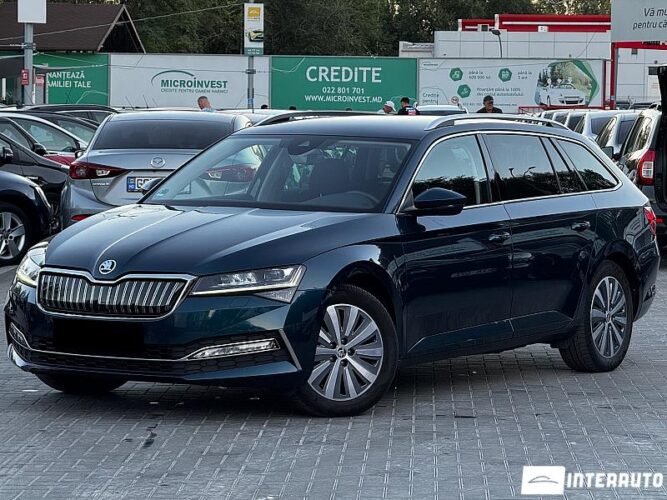 Skoda Superb 30 interauto-car