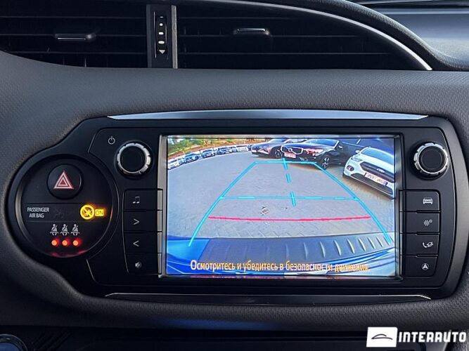 Toyota Yaris 40 interauto-car