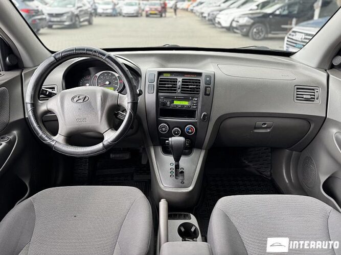 Hyundai Tucson 42 interauto-car