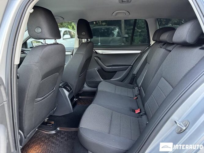 Skoda Octavia 44 interauto-car