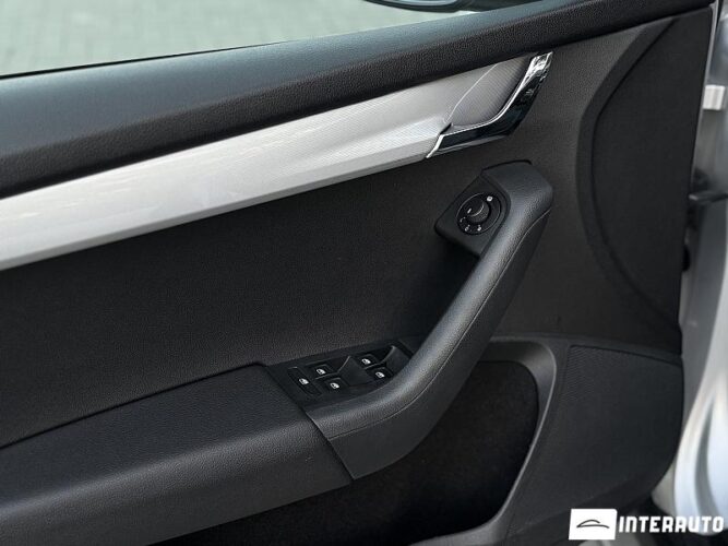 Skoda Octavia 34 interauto-car