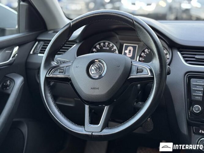 Skoda Octavia 38 interauto-car