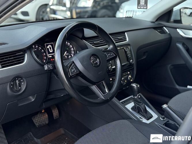 Skoda Octavia 36 interauto-car