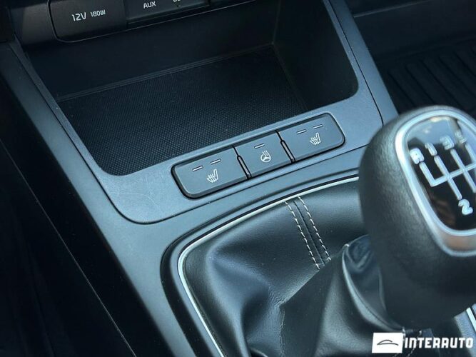 Kia Rio X-Line 43 interauto-car