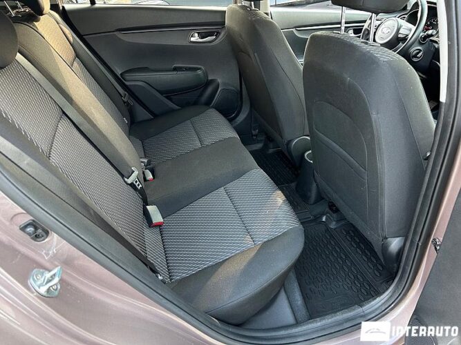 Kia Rio X-Line 46 interauto-car