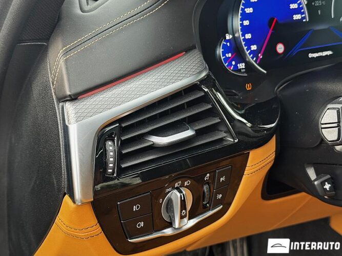 BMW 530e 52 interauto-car