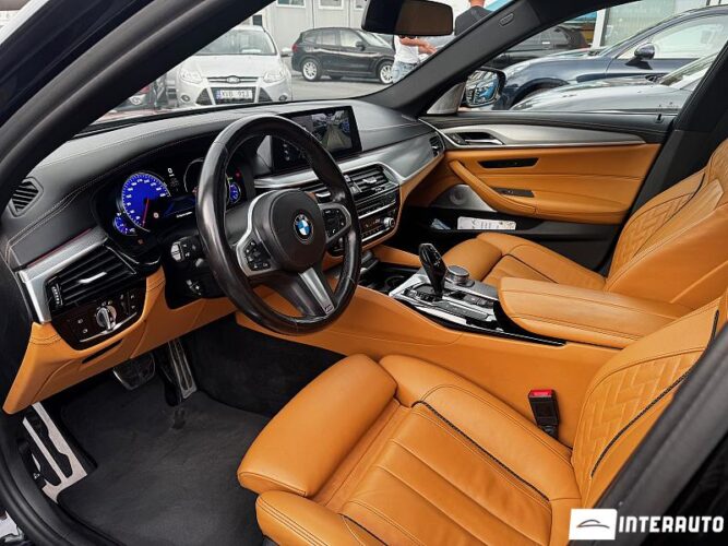 BMW 530e 43 interauto-car