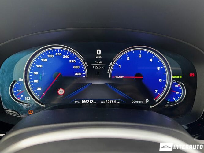 BMW 530e 46 interauto-car