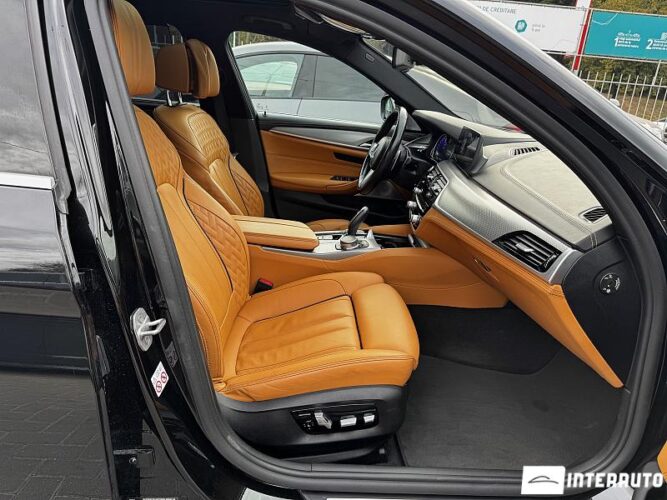 BMW 530e 56 interauto-car