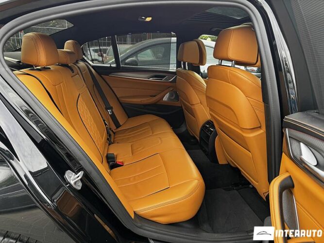 BMW 530e 58 interauto-car