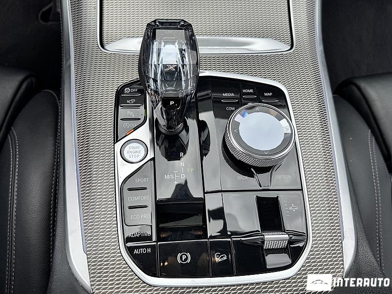BMW X5 4.0i 25 automobil-interauto