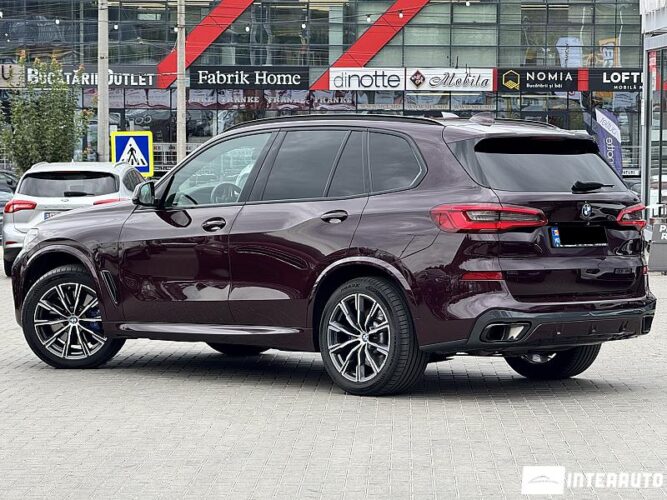 BMW X5 4.0i 45 interauto-car