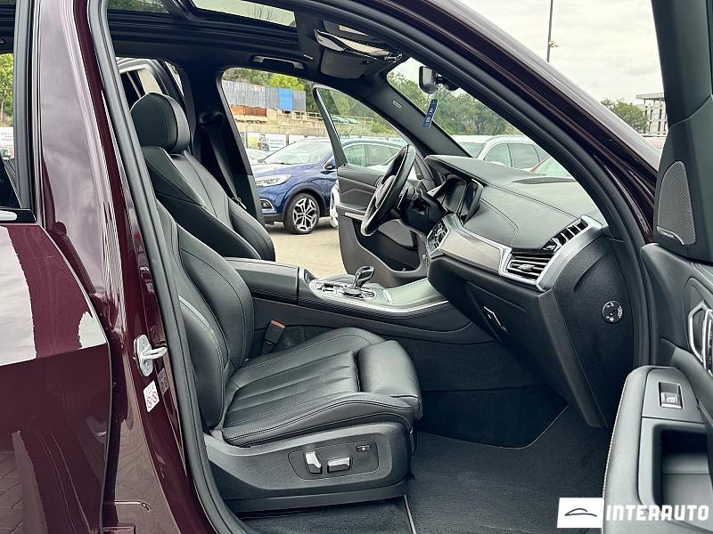 BMW X5 4.0i 30 automobil-interauto
