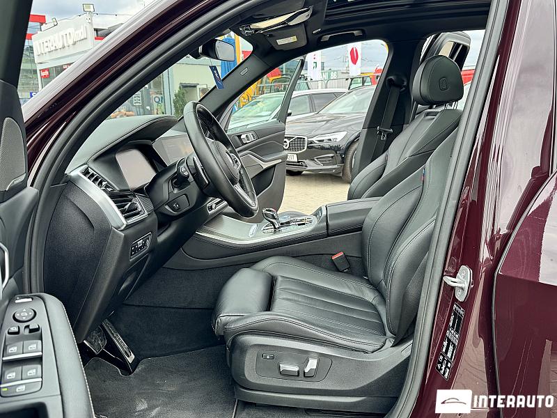 BMW X5 4.0i 17 automobil-interauto