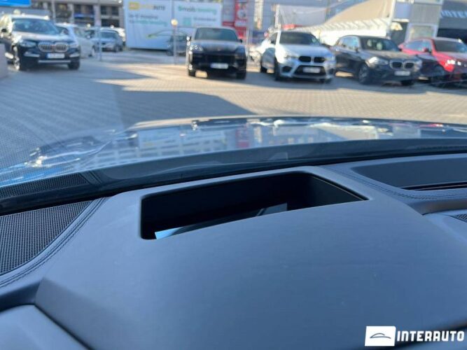 Audi Q7 49 interauto-car