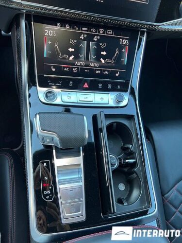 Audi Q7 54 interauto-car