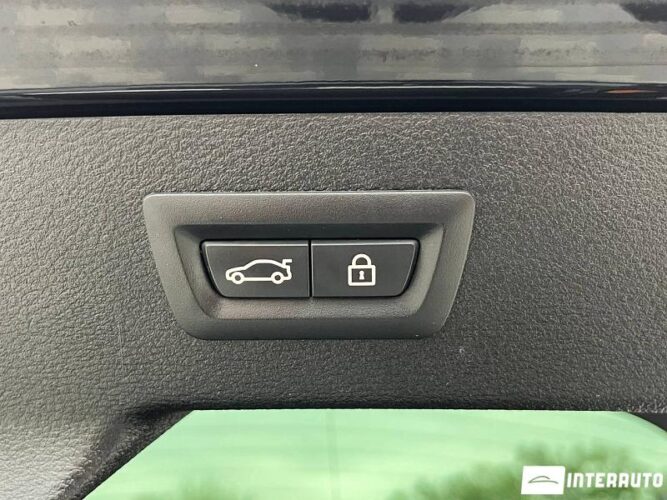 BMW X6 M5.0D 54 interauto-car