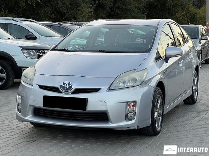 Toyota Prius 27 interauto-car