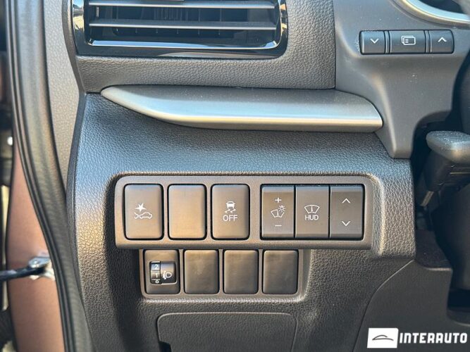 Mitsubishi Eclipse Cross 44 interauto-car