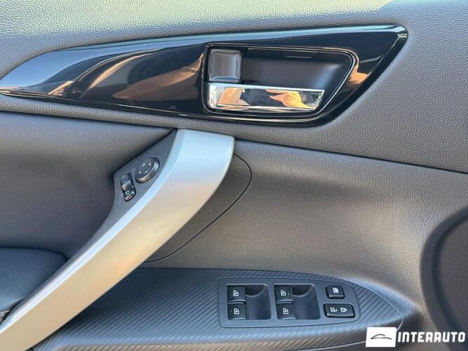 Mitsubishi Eclipse Cross 35 interauto-car