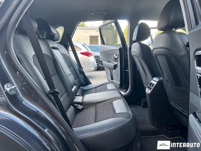 Kia Niro 44 interauto-car