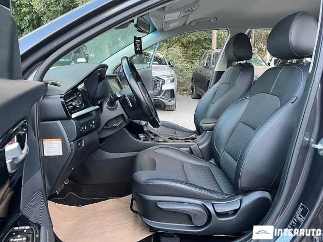 Kia Niro 33 interauto-car