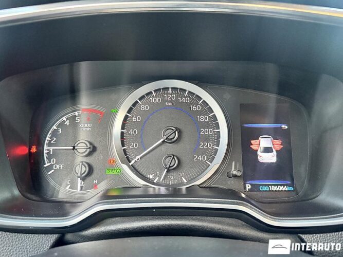 Toyota Corolla 36 interauto-car