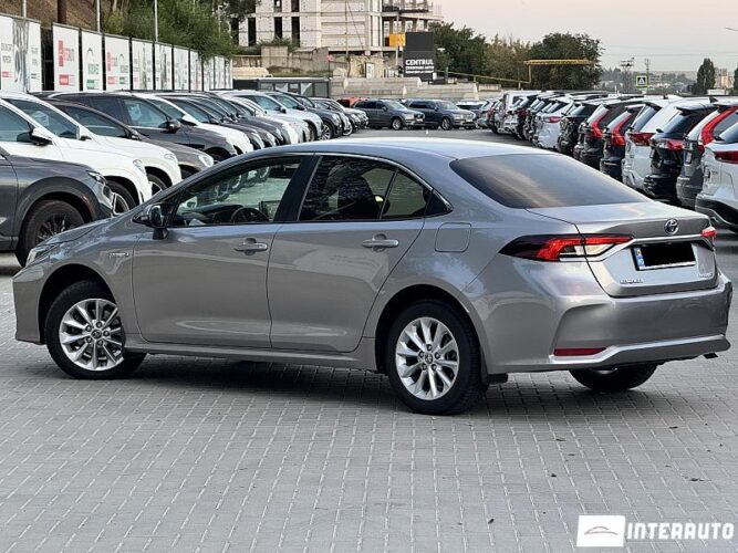 Toyota Corolla 32 interauto-car