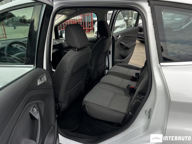 Ford C-MAX 34 interauto-car