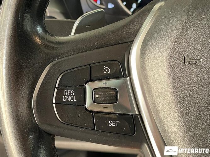 BMW X3 3.0i 43 interauto-car