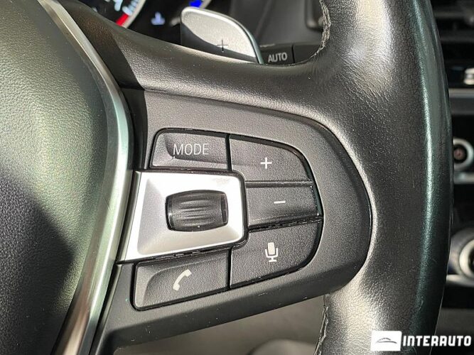 BMW X3 3.0i 44 interauto-car