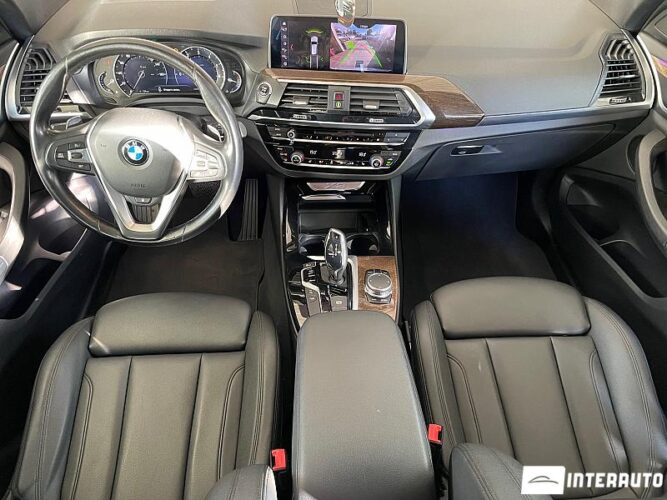 BMW X3 3.0i 41 interauto-car