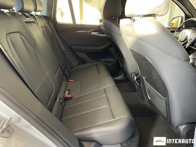 BMW X3 3.0i 52 interauto-car