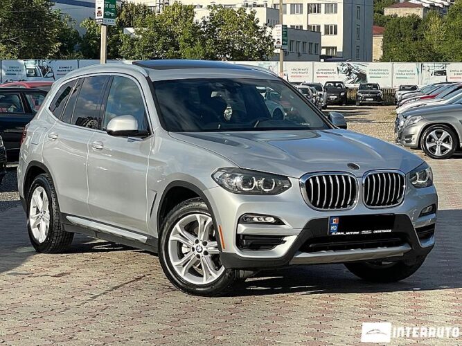 BMW X3 3.0i 36 interauto-car